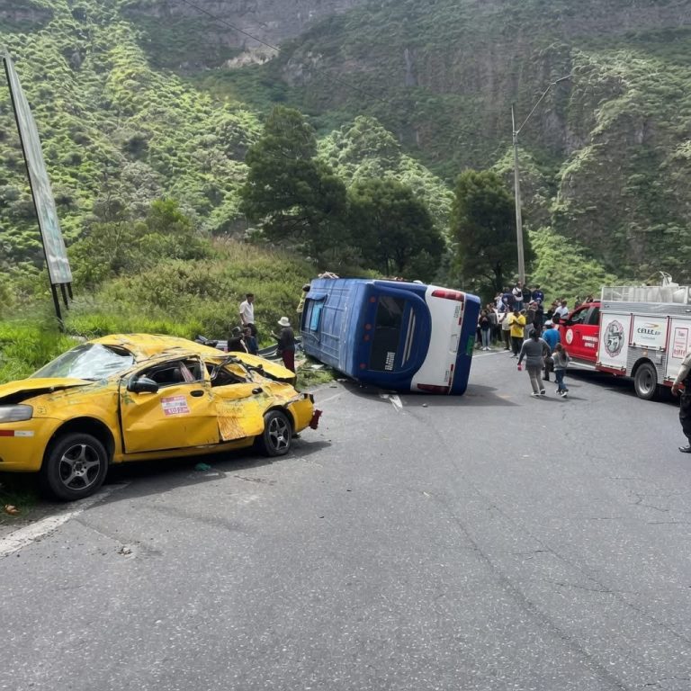 Publicación viral sobre un choque entre un taxi y un autobús genera conmoción: esto es lo que se sabe