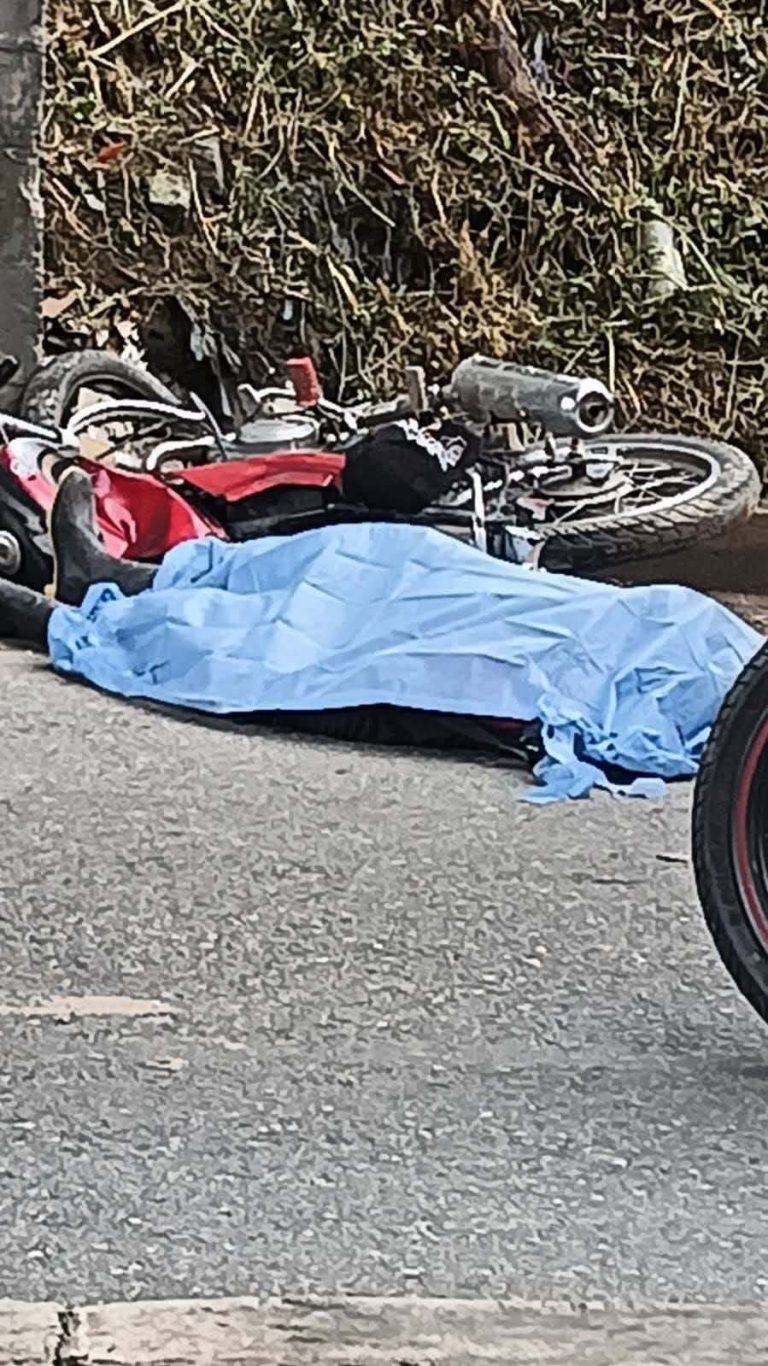 Motociclista pierde la vida en un accidente ocurrido en plena carretera